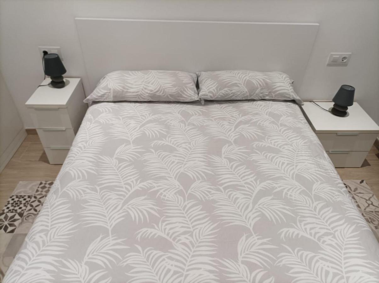 Apartament Vistes Al Mar Llanca Bagian luar foto