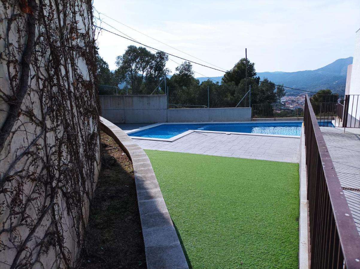 Apartament Vistes Al Mar Llanca Bagian luar foto
