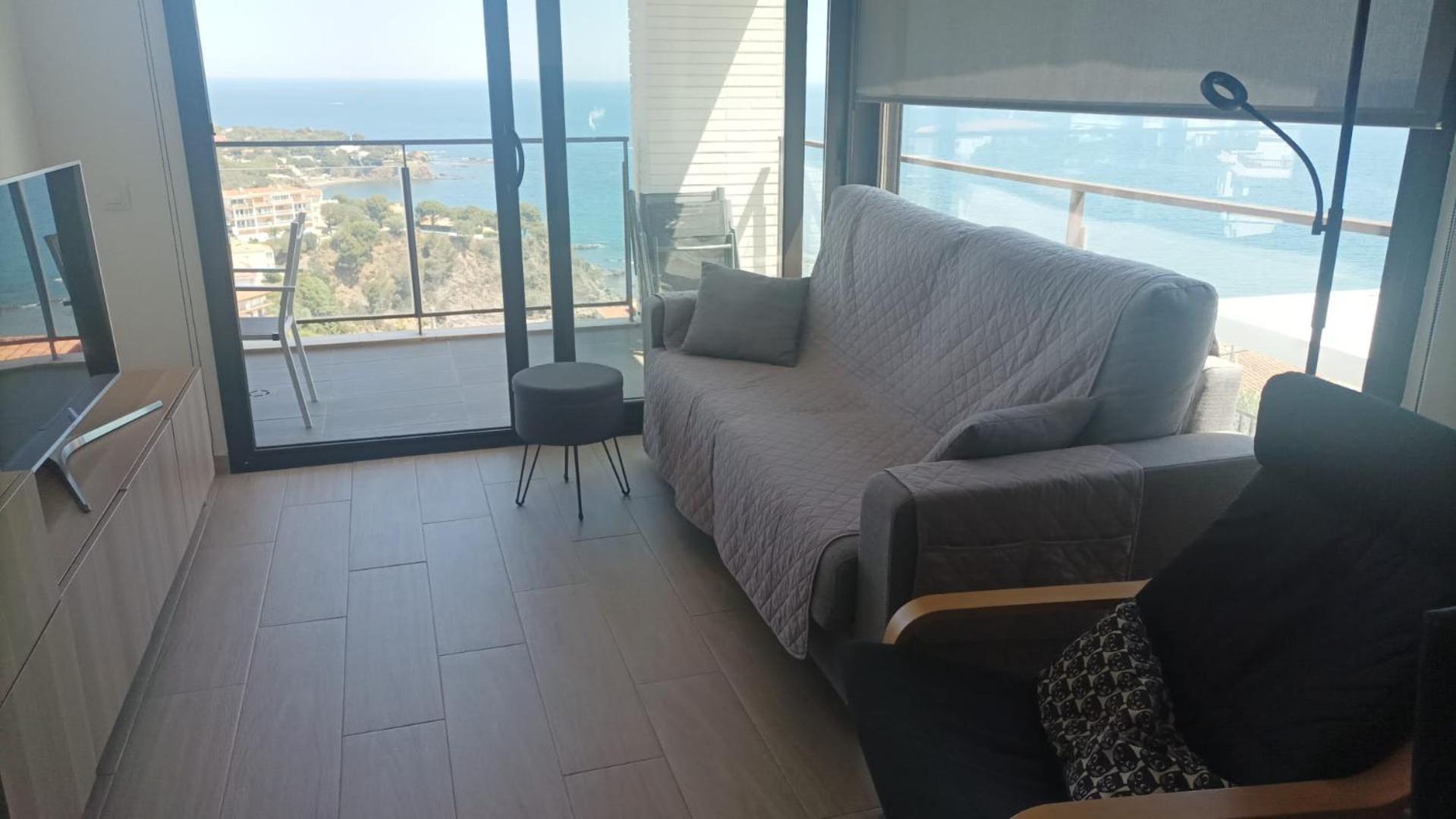 Apartament Vistes Al Mar Llanca Bagian luar foto